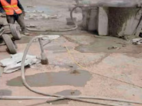 赣榆水泥混凝土路面板底注浆技术 路面脱空注浆整治方案